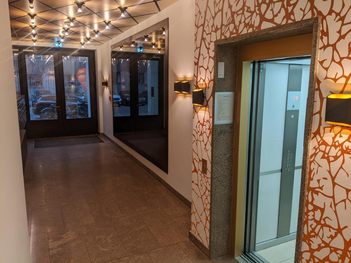 Either Private 2B2B Or Shared 1B1B, Luxury, Bright, Spacious ベルリン エクステリア 写真