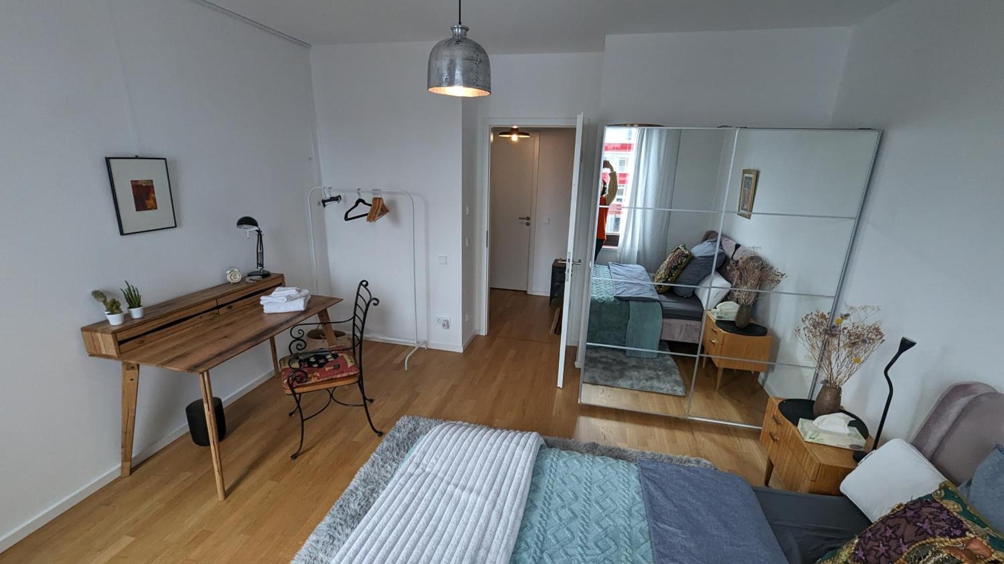 Either Private 2B2B Or Shared 1B1B, Luxury, Bright, Spacious ベルリン 部屋 写真